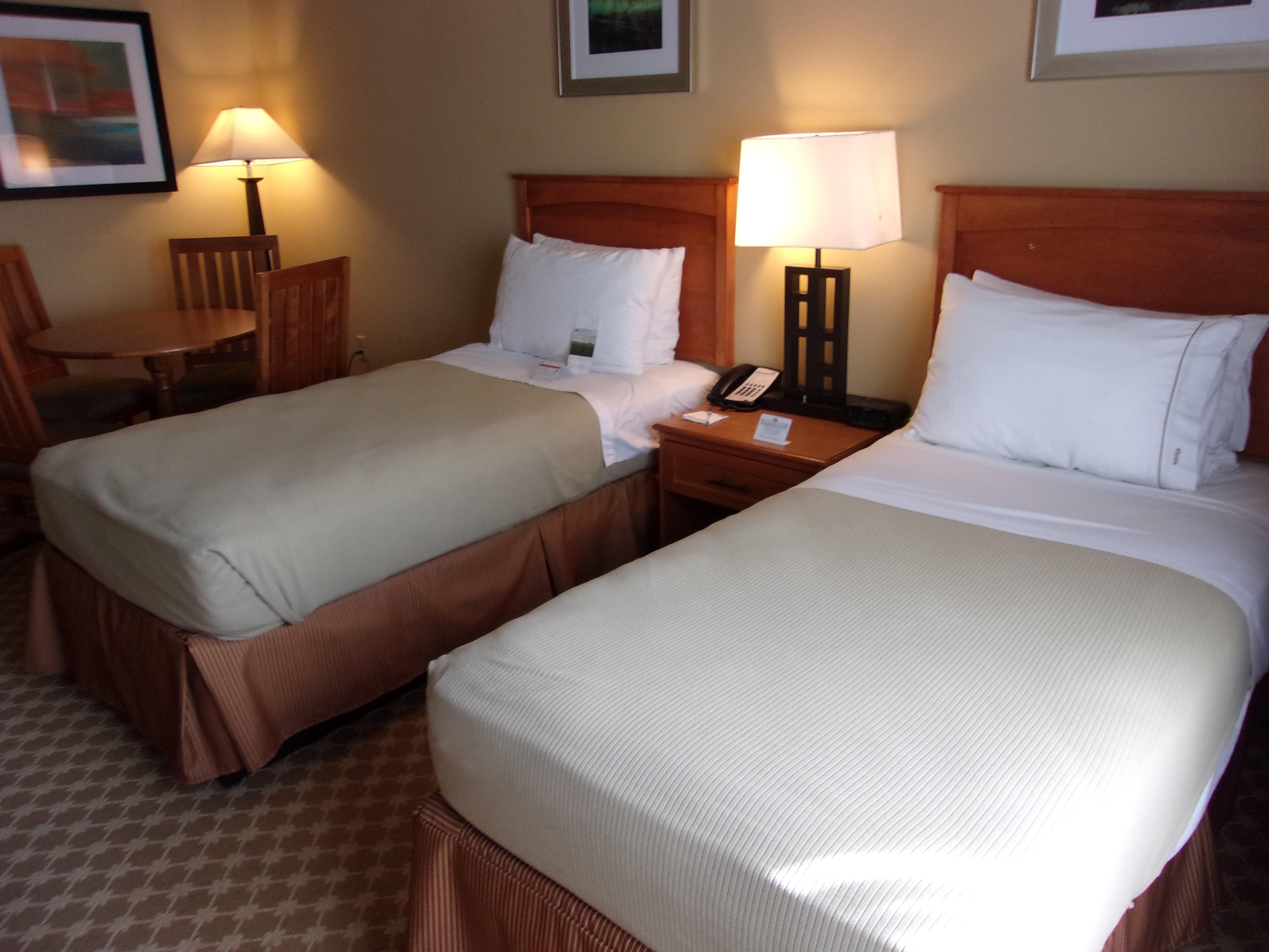Holiday Inn Express Hotel & Suites Chicago West Roselle, An Ihg Hotel Bagian luar foto